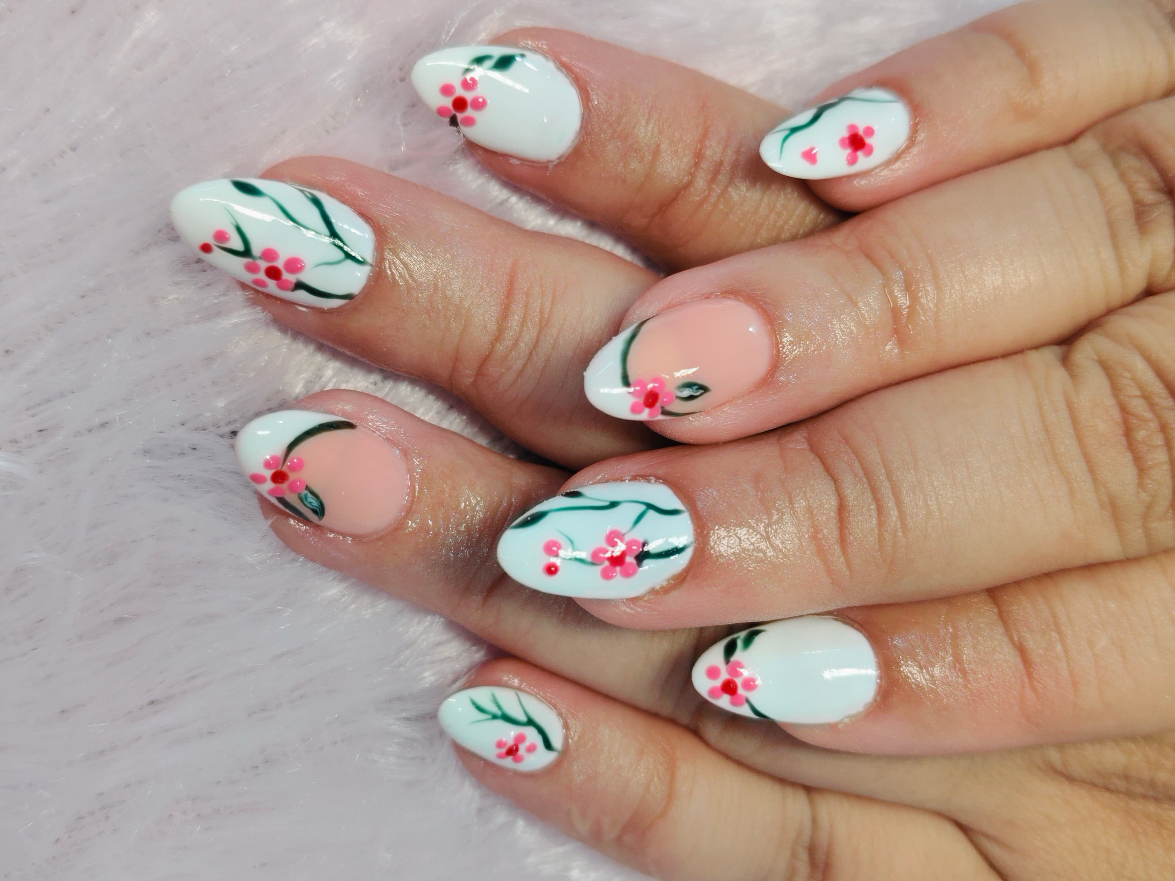 Gel polish on Natural nails – photo 5